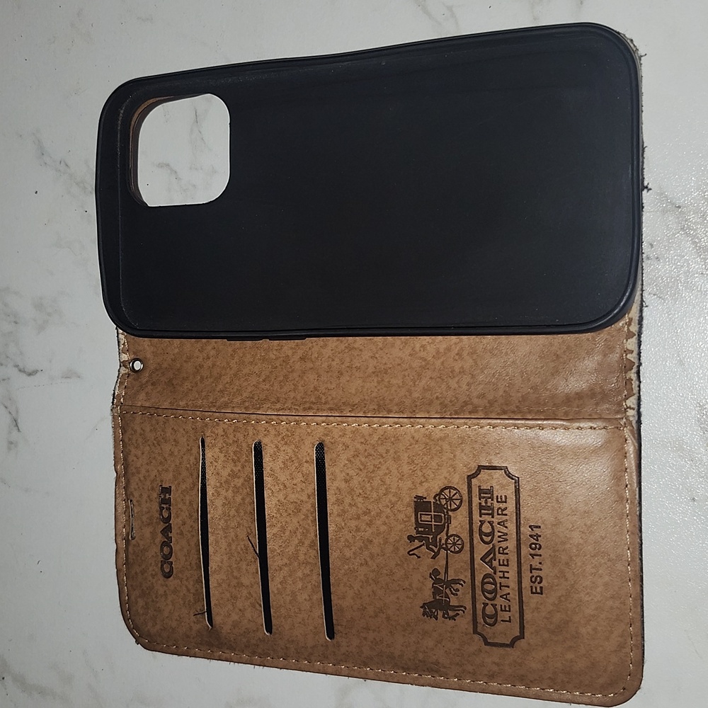 Coach Iphone Case - Picture 3 of 7